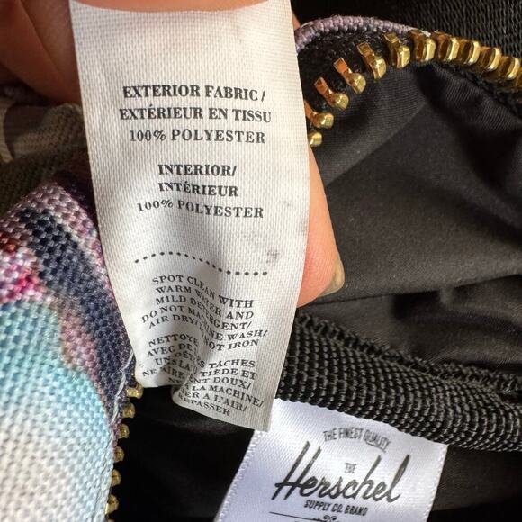 Herschel Supply Co. x HOFFMAN FIFTEEN BELT BAG BLUE IN WINTER FLORAL - Picture 7 of 8